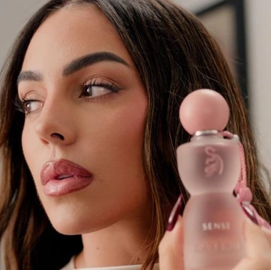 WhatsApp-Image-2026-02-18-at-11.54.15-1.jpeg Sense, Perfume Para Mujer, EDP 75 ml - Laverne
